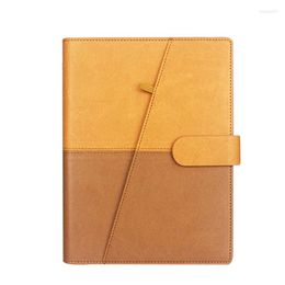 Cuaderno de diario con pluma Trabajo diario de oficina de negocios Útiles escolares universitarios gruesos simples