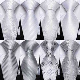 Dibangu Designer White Gray Sliver herenbanden Hanky ​​manchetknopen Set Silk Neck Ties For Men Wedding Party Business Mens Tie Y1229