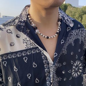 Collar con cuentas de hombre nuevo de estilo Retro con cadena de clavícula de perlas con costura de dados