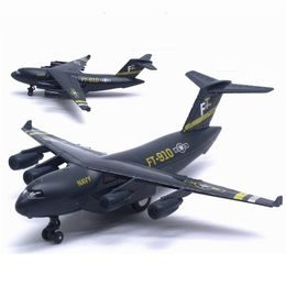 Avión de aleación fundido a troquel C-17 Modelo de avión de transporte de juguete Tire hacia atrás con soporte de exhibición Música ligera Simulación Modelo militar Regalo LJ200930