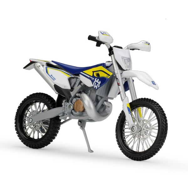 Modèle moulé sous pression 1/12 échelle moto FE 501 Dirt Bike Motocross Moto Enduro véhicules moulés sous pression hors route course modèle enfants jouets Maisto 230509