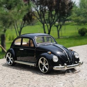 Diecast Model 1 18 Classic Car Beetle Black Car Ally Auto Model Simulatie Auto Decoratie Collectie Geschenk speelgoed Die Casting Model 230308