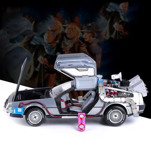 Diecast Model 1/18 ratio moulage sous pression alliage métal voiture DeLorean DMC-12 revient vers le futur modèle de voiture de simulation trafic jouet cadeau Souvenir 230711