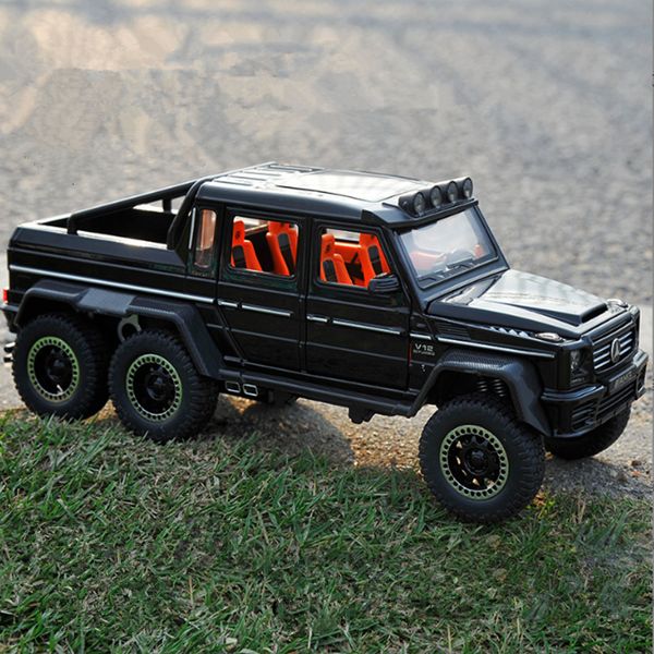 Modèle moulé sous pression 1 20 G65 G63 6 6 gros pneu en alliage de voiture en métal jouet véhicules tout-terrain simulation de son et de lumière cadeaux pour enfants à collectionner 230821