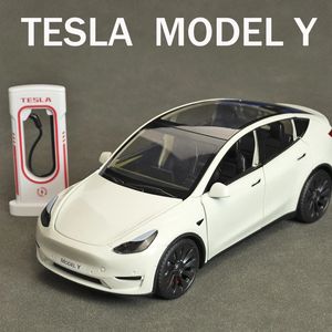 Diecast Model 1 24 Tesla Y 3 S Legering Gegoten Speelgoed Auto Geluid en Licht Kinderen Collectibles verjaardagscadeau 231030