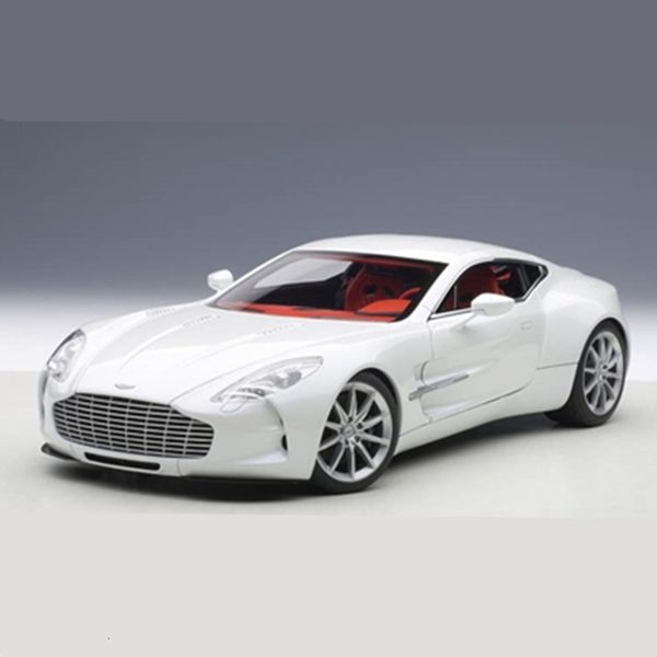 Modèle moulé sous pression 1 32 Aston Martin One-77 alliage modèle de voiture de sport en métal moulé sous pression véhicules jouets modèle de voiture Simulation son lumière Collection enfants cadeau 230308