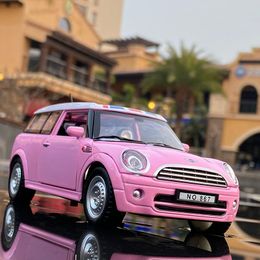 Diecast Model 1 32 Rose Mini Alliage Modèle De Voiture Garçon Cadeau Jouet Pour Enfants Son Et Lumière Pull Back Modèle De Voiture Décoration Collection Cadeau 230308