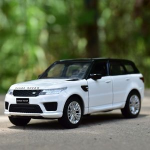 Diecast Model 1 36 Rover Range Rover SUV Diecast Alliage Métal Modèle De Voiture De Luxe Pull Back Car Pour Enfants Jouets Avec Collection Cadeau 230308