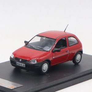 Modelo fundido a presión 1/43 Opel CORSA 1994, coche de aleación en miniatura de metal, serie para adultos, exhibición de recuerdo, regalo, decoración de coche, proporción de juguete 230711