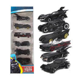 Diecast Model 1 64 Bat Chariot Alloy 6 piezas Set Car Models Toy Metal Vehicle Body Simulation American Film Batmobile Regalos para niños 230608