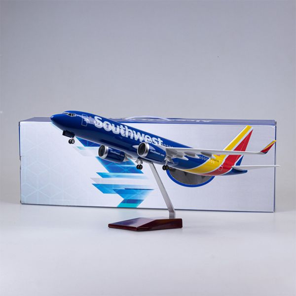 Avión fundido a presión modelo 1 85 escala 47CM 737 700 B737 700 avión Southwest Airline W luz y rueda plástico resina avión juguete 230705