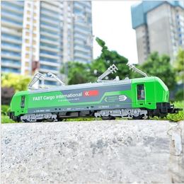 Diecast Model car 1 32 aleación de una sola sección modelo de tranvía pull-back tren simulación de luces de colores puede abrir juguetes para niños 220930