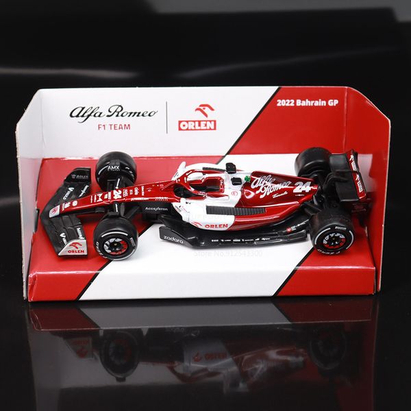 Modèle de voiture moulé sous pression 1 43 Bburago Alfa Romeo C42 Racing Team # 24 Guanyu Zhou # 77 Valtteri Bottas alliage moulé sous pression jouet modèle de voiture pour collection 230526