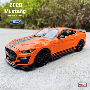 Diecast Model Car Maisto 1 24 The Ford Mustang Shelby GT500 alloy car model handicraft decoration collection toy tool gift Die casting 230617