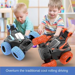 Modèle de voiture moulé sous pression voiture jouet voiture à quatre roues motrices 360 degrés Spin Stunt voiture jouet jouets pour enfants cadeaux pour garçons et filles 231101