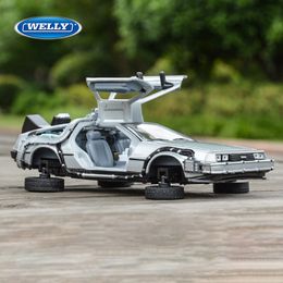 Voiture miniature moulée sous pression WELLY 1 24 DMC-12 DeLorean Time Machine Retour vers le futur Car Static Die Cast Vehicles Collection Model Car Toys 230412