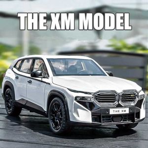 Modèle Diecast Cars 1 24 BMW XM SUV ALLIAG SPORTS MODÈLE DE SPORT