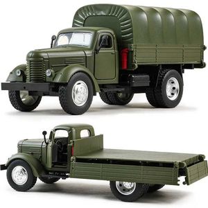 Diecast modelauto's 1/24 CA10 Ligloy Tactical Truck Armored Car Model Militair Personeel Vervoervoertuig Model Sound en Light Kid Toy Gift