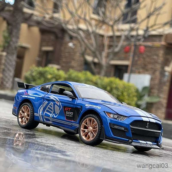 Diecast Model Cars 1/24 Ford Alloy Sports Car Model Diecasts Metal Toy Car Model Simulation Sound Light Collection Niños Regalos R230807