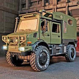 Diecast Model Cars 1 28 Benzs Unimog U4000 Motorhome Alloy Cross-Country Touring Car Modèle Diecast Toy Véhicules hors route