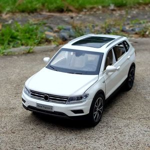 Diecast Model Cars 1 32 TIGUAN L SUV Legering Metalen Diecast Auto Model Voertuigen Trek Geluid en Licht voor Kinderen Jongen Speelgoed Gift Gratis VerzendingJ230228