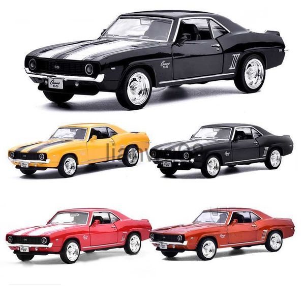 Diecast Model Cars 136 Chevrolet Camaro SS 1969 Model Car Toy Vehicles Alliage Diecasts Pull Back Mini Car The Original Factory Car Model Kids Gift x0731
