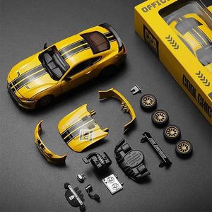 MODEAU DICAST CARS CCA 1/42 Ford Mustang GT 2018 Assemblage en alliage Modèle Car Sports Car Sports Pièces Remplaçables pour Teenagersl2405