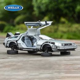 Diecast modelauto's DMC-12 DeLorean Time Machine keert terug naar de toekomst van automotive statische die-casting voertuigverzameling modellen Automotive speelgoed