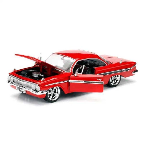 MODEAU DICAST CARS JADA 1 24 FAST FUIY DOMS 1961 Chevy Impala Diecast Metal Alloy Model Car Chevrolet Toys for Children Collection Gift Y240520JL75