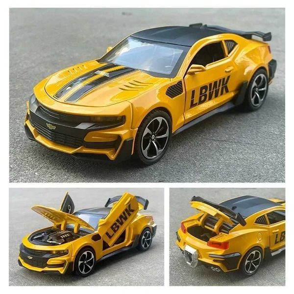 MODEAU DICAST CARS NOUVEAU 1 24 Chevrolet Camaro Simulation Diecast Metal Alloy Model Car with Spray Sound Light Pull Back Collection Kids Toy Gift Y2405201KYM