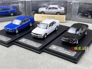 Coches en miniatura fundidos a presión, nuevas existencias, DCM 1/64 E34 serie 5, sedán fundido a presión, colección de 2023, coche a escala de regalo