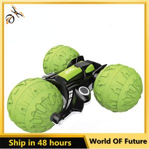 Diecast Model est voiture radiocommandée 2 4G Amphibious Stunt RC Car Double face Drift flip Tumbling Driving Toys pour Boy Birthday present 230818