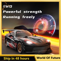 Diecast model volledige schaal 1 16 Alle wielaandrijving afstandsbediening High Speed ​​Drift Car Cool Lights Competitief RC Racing Toys Car Model Deco 230818