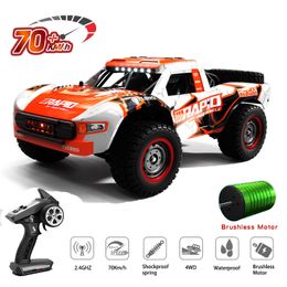 Modèle moulé sous pression Q130 1 12 70KM H 4WD RC voiture avec moteur sans balai léger télécommande haute vitesse dérive monstre camion adultes enfants jouets 230818