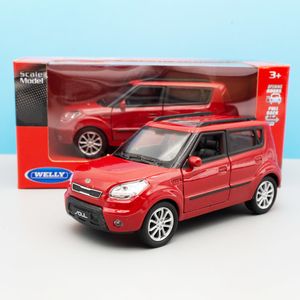 Diecast model Welly Diecast 1 36 Schaal Kia Soul High Simulatie speelgoed Voertuig Model CAR PROUTDER ALTIJD METAL TOY TOY VOOR KINDEREN GIFTEN COLLECTIE 230509