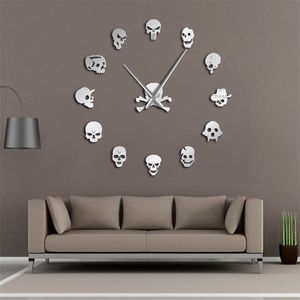 Verschillende schedel diy horror art gigantische klok grote naald frameloze zombie hoofden grote muur horloge halloween decor 210310