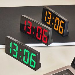 Reloj de escritorio con alarma digital para un dormitorio Reloj LED con temperatura Mesa electrónica Pantalla de fecha con pantalla grande Decoración para el hogar HKD230901