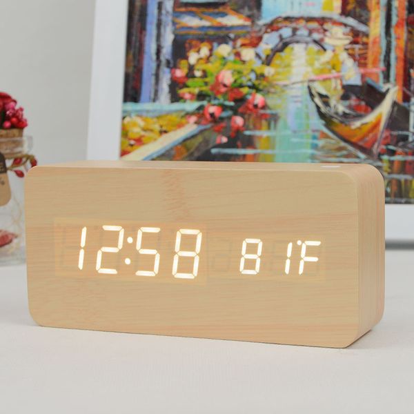 Rédacteur d'alarme à LED en bois numérique Sons de température de style moderne Affichage de la LED Calendrier