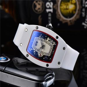 Version numérique Cadran Squelette All Fiber Pattern Case Japon Saphir Femme Montre Caoutchouc Designer Sport Watches242t