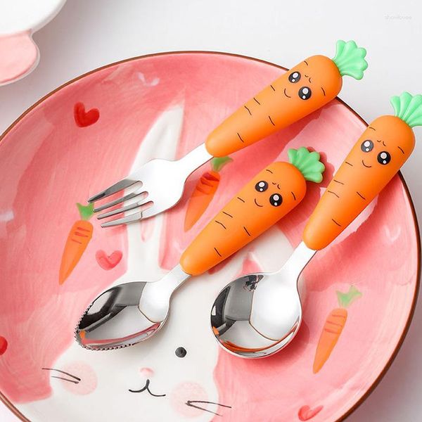 Juegos de vajilla 1/3pc para niños de zanahoria juego de vajillas de dibujos animados de dibujos animados de acero inoxidable cubierta de horquilla con caja de almacenamiento de alimentación para bebés Utensilios