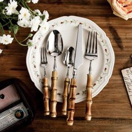 Ensembles de vaisselle 16/24 pièces vaisselle en acier inoxydable poignée en bambou créative comprenant fourchette couteau cuillère ensemble de couverts ustensiles en or pour la cuisine
