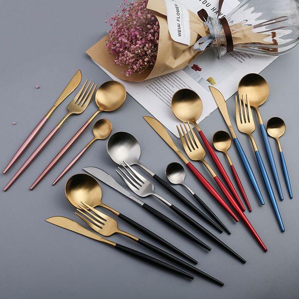 Juegos de vajilla 24 Unids / set Vajilla de plata dorada Cubiertos Juego de cena E Platos de lujo Cuchillos Tenedores Cucharas Cocina occidental