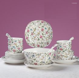 Ensembles de vaisselle 28 pièces ensemble Fine porcelaine carrée Design à manger porcelaine plats et assiettes en céramique réchaud bol cuillère