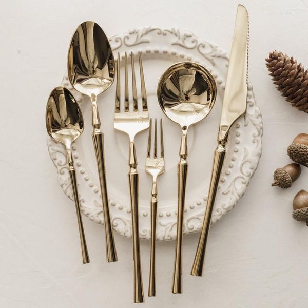 Ensembles de vaisselle en acier inoxydable 304 Cuillères à café inhabituelles Ins French Light Luxury Honey Spoon Retro Gold Couverts Set Pasta Western Fruit