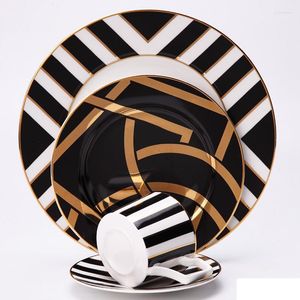 Juegos de vajilla Juego de 4 piezas Diseño negro moderno Cena de porcelana de hueso de cerámica para y regalo: Platillo de taza de café con plato