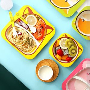 Juegos de vajilla 5 unids/set plato de dibujos animados vajilla niños platos de alimentación niños bebé fibra de bambú Natural con cuenco tenedor taza cuchara plato