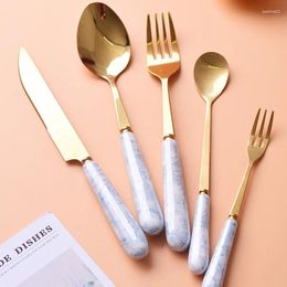 Ensembles de vaisselle 5pcs / set Table Volisse en acier inoxydable Steak Forks Couteaux en céramique Handle Cutlery Western Kitchen Tools