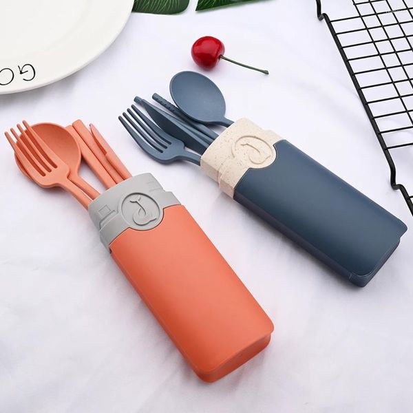 Ensembles de vaisselle 5pcs Couvoirs de voyage avec boîte portable Japon Style Blé Paille Flatware Couteau à fourchette Copsticks Student Set Kitche