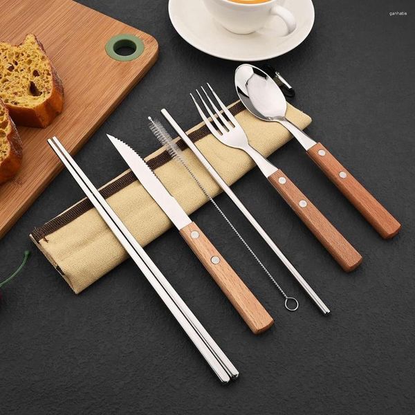 Ensembles de vaisselle 7pcs Table Volent Portable Couvreries Ensemble de haute qualité 304 Couteau en acier inoxydable Fork Spoon Relewware avec sac