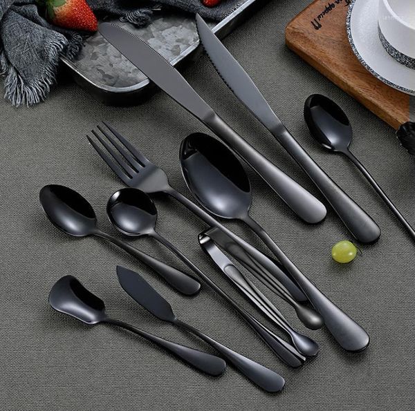 Conjuntos de vajilla Color negro Cucharas de acero inoxidable Tenedores Cuchillos Juego de cubiertos Vajilla chapada en titanio Cucharaditas de café SN4153
